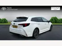 Used Toyota Corolla Design 140 HP (102 kW) 2025 White Estate