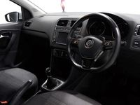 Used VW Polo SE 90 HP (66 kW) 2015 White Hatchback