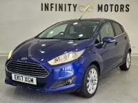 Używany Ford Fiesta Titanium 2017 Niebieski Hatchback