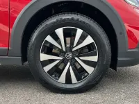 Used VW Taigo Life 95 HP (69 kW) 2022 Red SUV