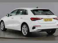Używany Audi A3 Sport 110 KM (80 kW) 2024 Biały Hatchback