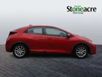 Used Honda Civic SE Plus 120 HP (88 kW) 2015 Red Hatchback