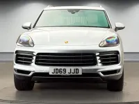 Used Porsche Cayenne 440 HP (323 kW) 2019 Dolomite silver SUV