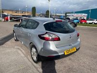 Used Renault Mégane III Dynamique 2015 Silver Hatchback