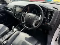 Used Mitsubishi Outlander P-HEV 2016 White SUV