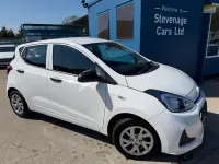 Used Hyundai i10 66 HP (48 kW) 2019 White Hatchback