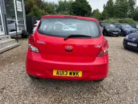 Used Hyundai i20 Classic 86 HP (63 kW) 2013 Red Hatchback