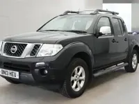 Used Nissan Navara Tekna 2013 Black Pickup