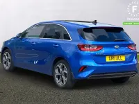 Begagnad Kia Ceed First Edition 140 HK (102 kW) 2019 Blå Halvkombi