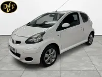 Used Toyota Aygo 68 HP (50 kW) 2012 White Hatchback