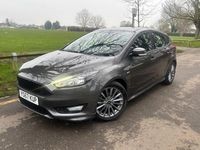 Used Ford Focus ST-Line 140 HP (102 kW) 2017 Grey Hatchback