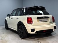 Used Mini Cooper Hatch 136 HP (100 kW) 2019 White Hatchback
