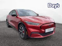 Gebraucht Ford Mustang Mach-E Extended Range 258 kW (351 PS) 2022 Rot SUV