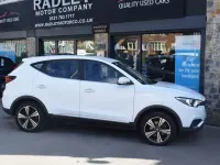 Używany MG ZS Excite 105 kW (143 KM) 2021 Biały Sedan/Limuzyna