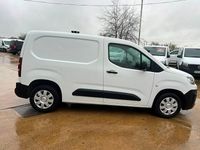 Used Citroën Berlingo Start 75 HP (55 kW) 2020 White MPV