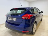 Używany Ford Focus Titanium 120 KM (88 kW) 2016 Niebieski Hatchback