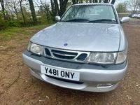 Begagnad Saab 9-3 Aero 2001 Silver Halvkombi