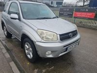 Used Toyota RAV4 147 HP (108 kW) 2005 Silver SUV