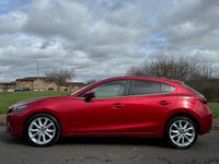 Begagnad Mazda 3 Inclusive 121 HK (88 kW) 2015 Röd Halvkombi