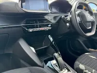 Used Peugeot 208 Active 102 HP (75 kW) 2020 Yellow Hatchback