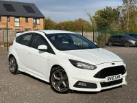 Used Ford Focus ST 185 HP (136 kW) 2016 White Hatchback