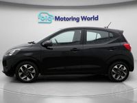 Used Hyundai i10 Advanced 65 HP (47 kW) 2023 Black Hatchback