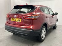 used Nissan Qashqai 1.3 DiG-T Acenta Premium 5dr