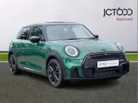 Used Mini Cooper Sport 134 HP (98 kW) 2023 Green Hatchback