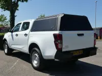 New Isuzu D-Max 162 HP (119 kW) 2025 White Pickup