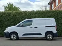 Used Citroën Berlingo 100 HP (73 kW) 2024 White MPV