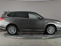 Used Mitsubishi Outlander P-HEV 2018 Brown Estate