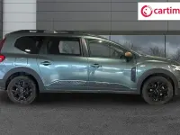 Used Dacia Jogger Extreme 140 HP (102 kW) 2025 Green MPV