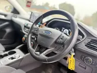 Used Ford Focus Zetec 125 HP (91 kW) 2019 Blue Hatchback