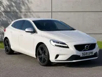 Used Volvo V40 R-Design 120 HP (88 kW) 2019 White Hatchback