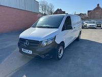 Begagnad Mercedes Vito Progressive 2021 Vit Van