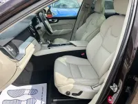 Used Volvo XC60 Momentum 2018 Brown SUV