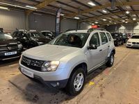 Begagnad Dacia Duster Ambiance 110 HK (80 kW) 2017 Silver SUV