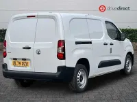 New Vauxhall Combo S 100 HP (73 kW) 2025 White MPV
