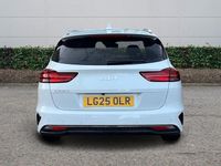 Used Kia Ceed 138 HP (101 kW) 2025 White Hatchback