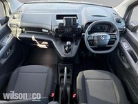 New Vauxhall Combo 100 HP (73 kW) 2026 Silver MPV