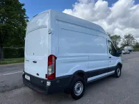 Usado Ford Transit 130 HP (95 kW) 2018 Branco Van