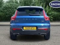 Used Volvo XC40 R-Design 190 HP (139 kW) 2019 Blue SUV