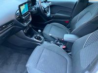 Używany Ford Fiesta Titanium 125 KM (91 kW) 2017 Biały Hatchback