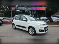 Begagnad Fiat Panda Lounge 75 HK (55 kW) 2013 Vit Halvkombi