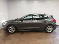 Usado Ford Focus Zetec 125 HP (91 kW) 2019 Cinzento Citadino