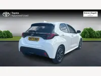 Used Toyota Yaris Design 116 HP (85 kW) 2024 White Hatchback