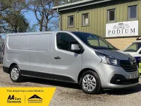 Used Renault Trafic 2018 Silver MPV