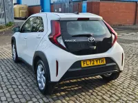 Used Toyota Aygo X PURE 72 HP (52 kW) 2022 White SUV