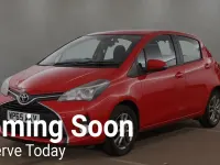 Used Toyota Yaris 2015 Red Hatchback