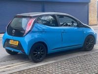 Used Toyota Aygo X-cite 69 HP (50 kW) 2016 Blue Hatchback